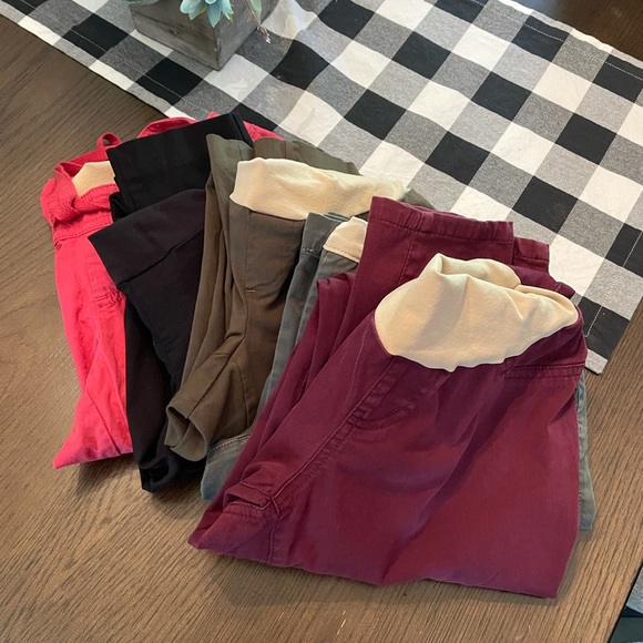 Bundle of Small Maternity Pants - Picture 1 of 11